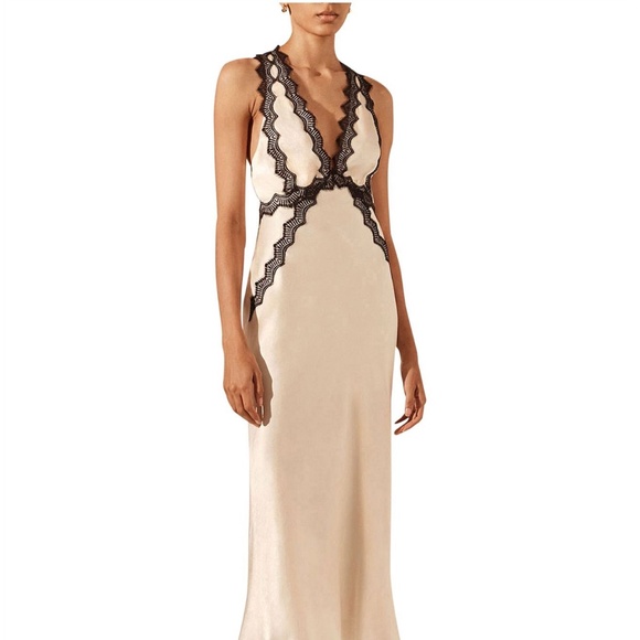 SHONA JOY CAMILLE LACE PLUNGED CROSS BACK MIDI DRESS
